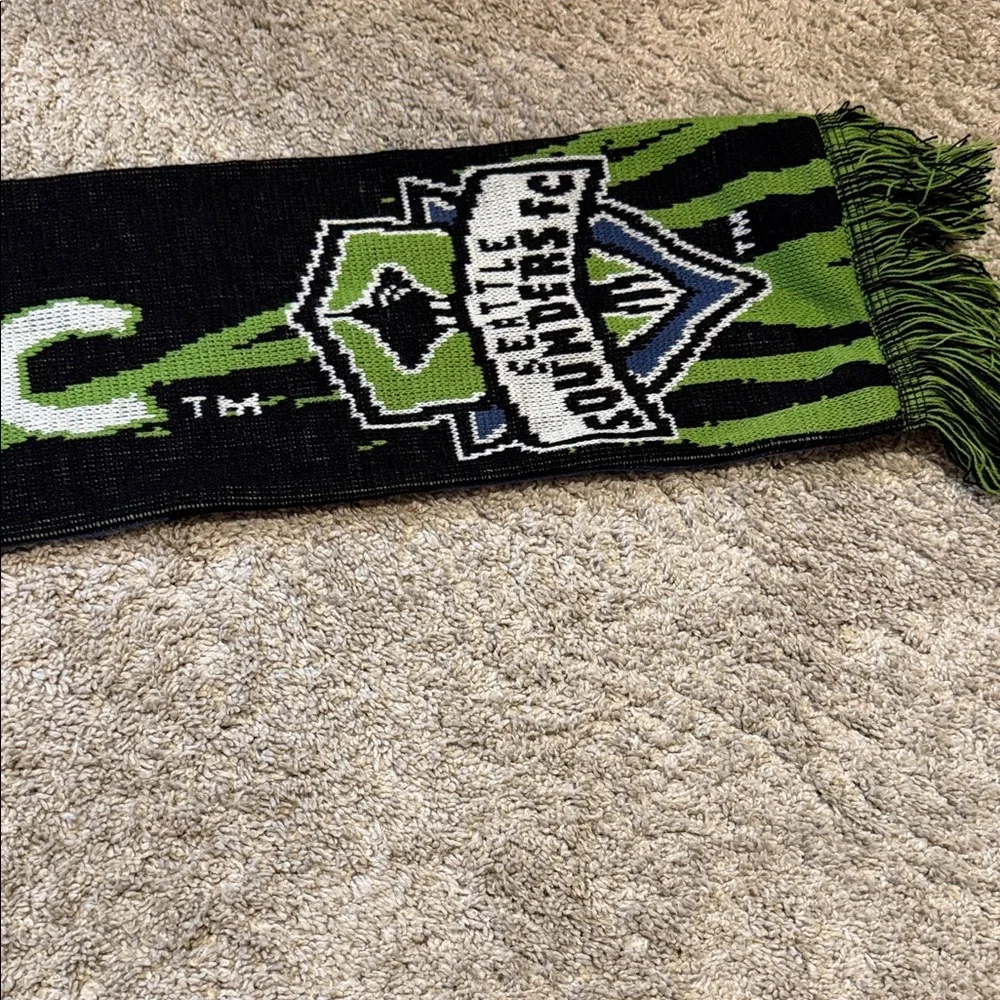 Seattle Sounders FC Black & Green Supporters Scarf
